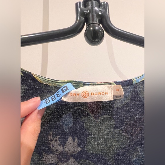 Tory Burch 'Evelyn' Garden Wisteria Dress - Picture 4 of 5